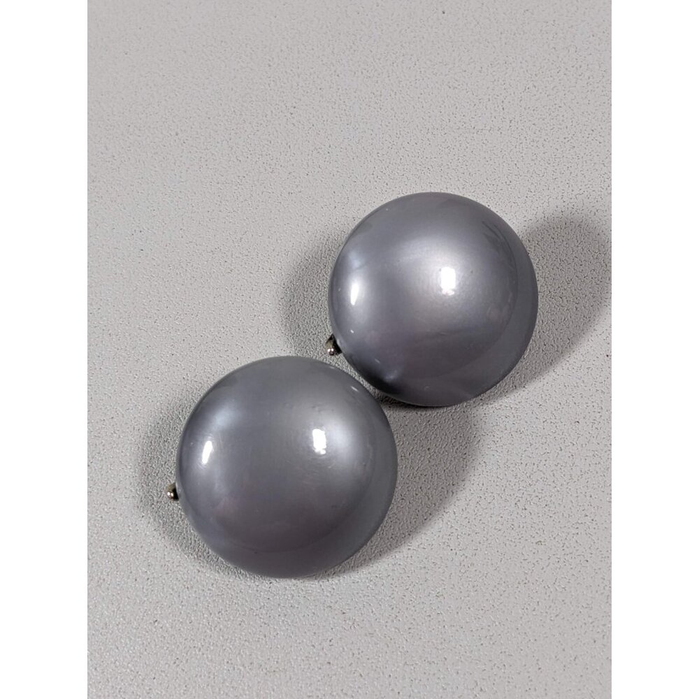 Vintage Trifari Gray Pearlized Acrylic Clip On Earrings Silver Tone